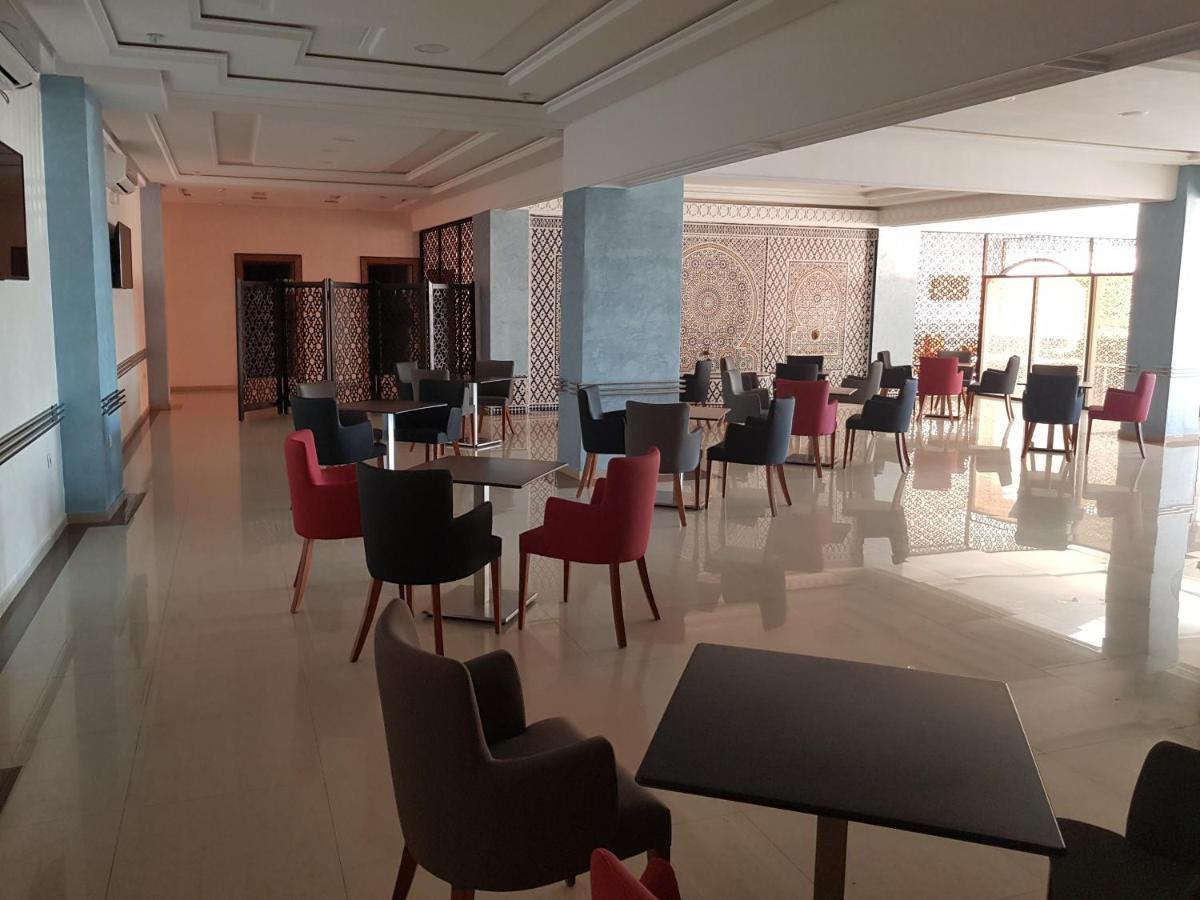Hotel al Madina Safi Esterno foto