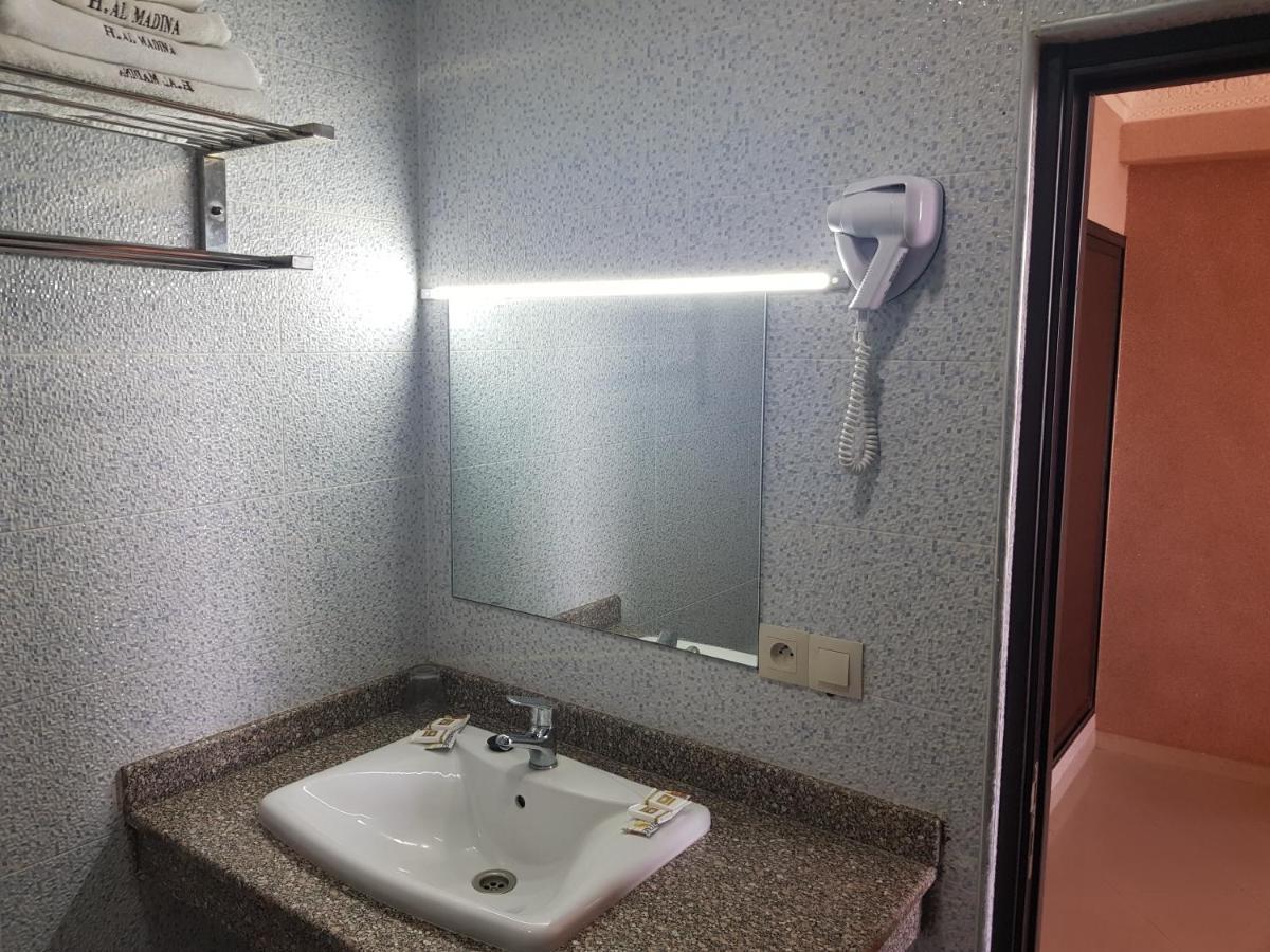 Hotel al Madina Safi Esterno foto