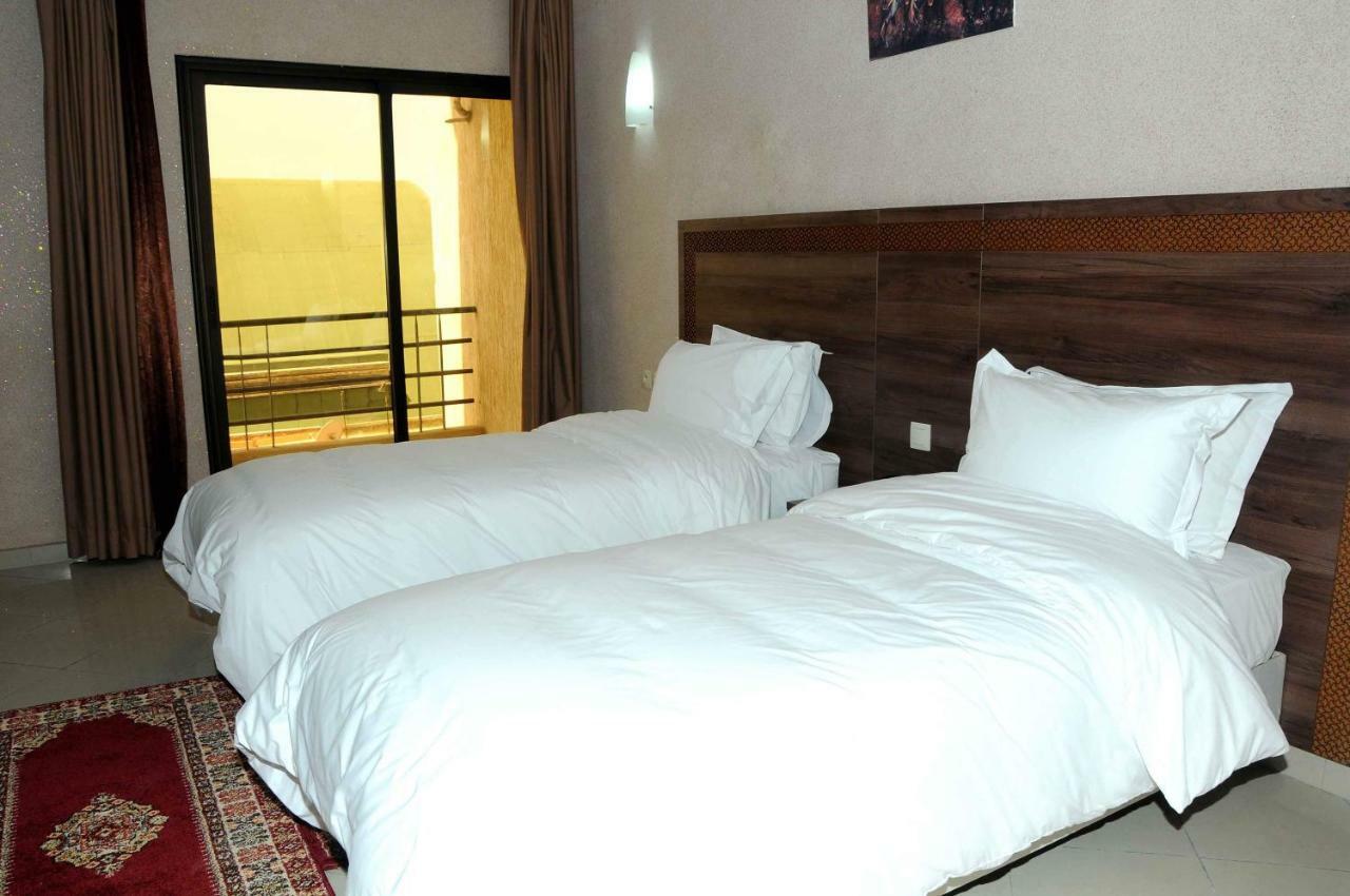 Hotel al Madina Safi Esterno foto