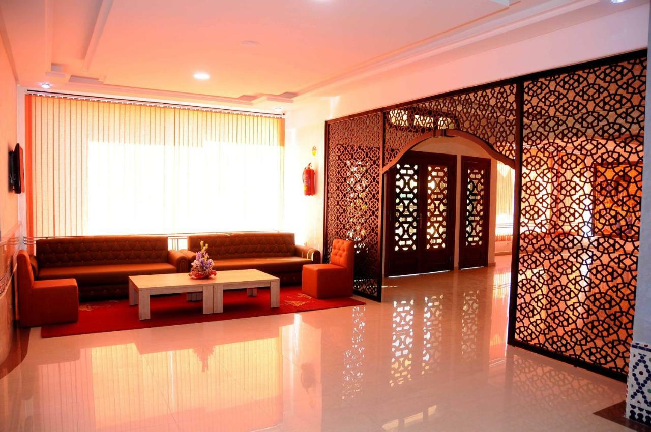 Hotel al Madina Safi Esterno foto