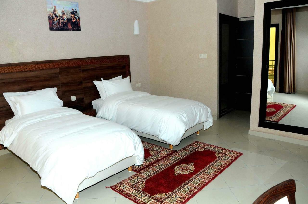 Hotel al Madina Safi Esterno foto